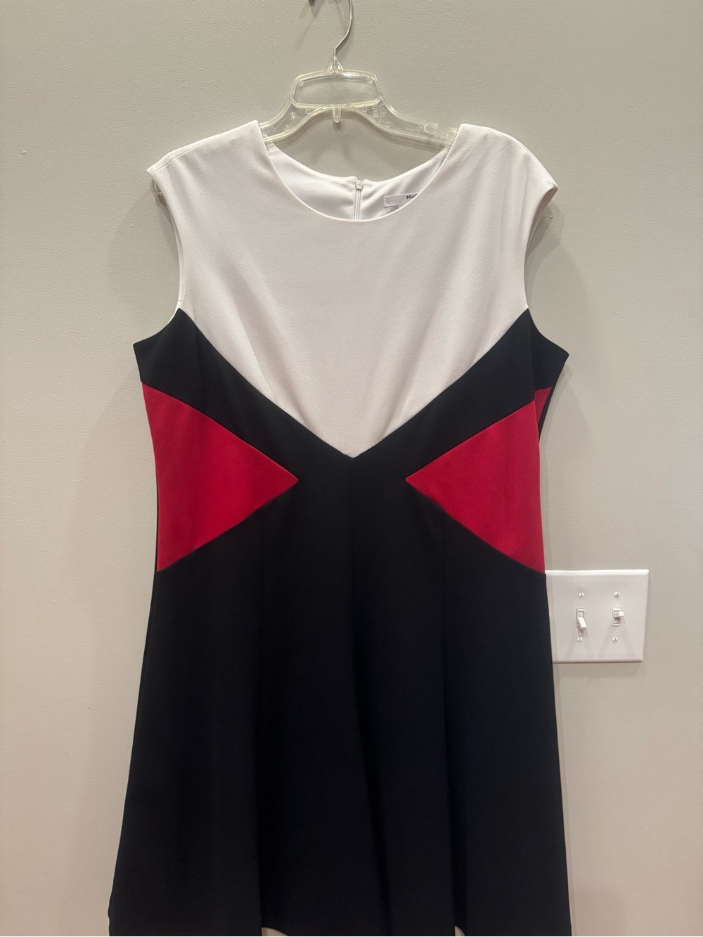 Sleeveless Colorblock Midi Dress in White, Black & Red Accent